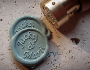 Tampon à cire avec prénoms personnalisés