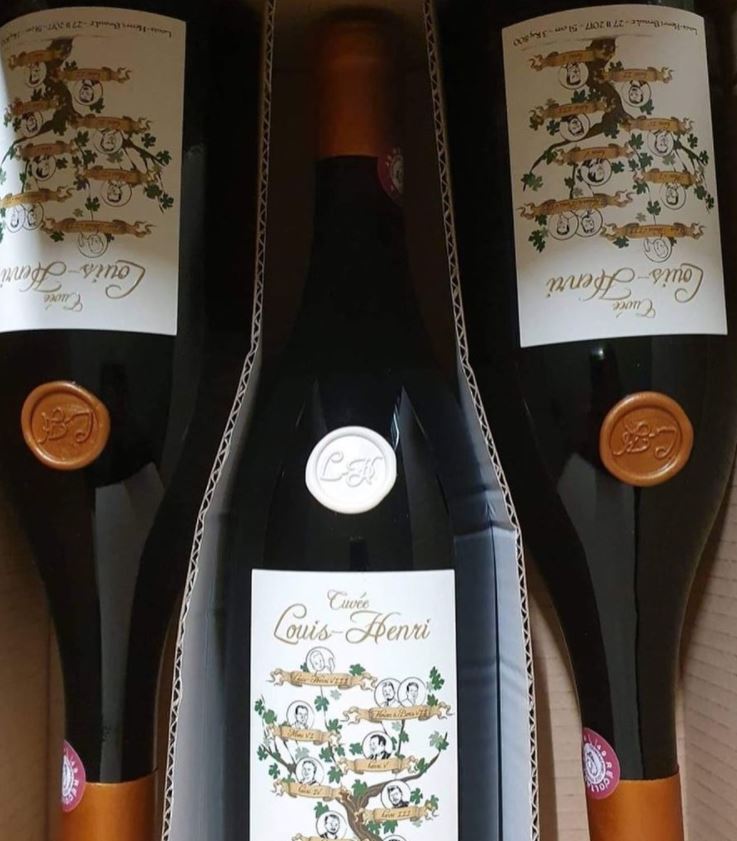 Cuvée Louis-Henri du Domaine Ste Anne avec sceaux adhésifs personnalisés